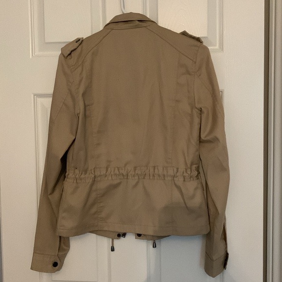 Jacket / Tan / Lightweight/ Small - Picture 3 of 4